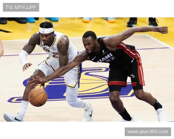 2016年尼克斯与热火激战回顾球场上的对决与精彩瞬间再现